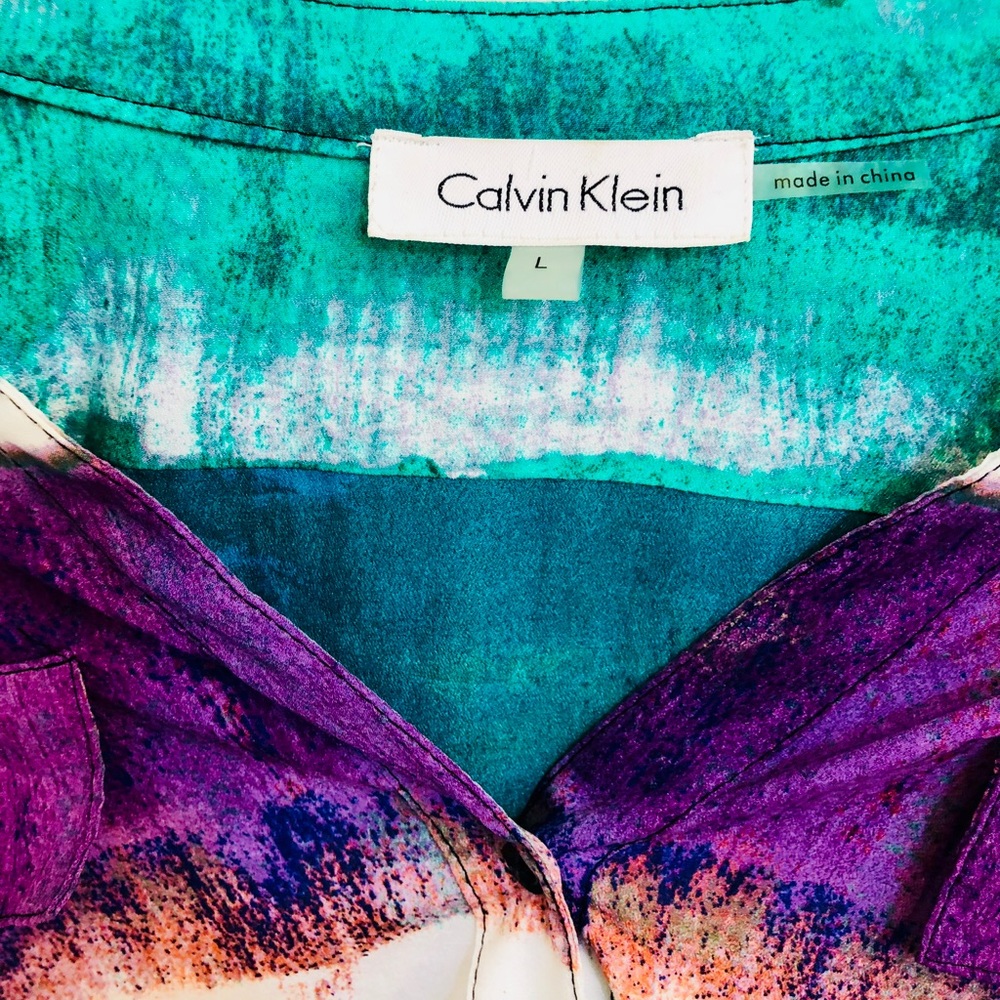 Calvin Klein polyester vivid colored button up SZL